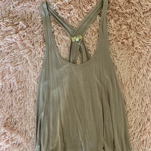 ⚡️Brown Open Back Tank Top⚡️ - Picture 2 of 3